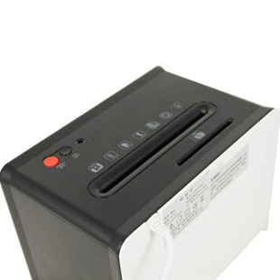 得力9931碎纸机小型桌面迷你电动粉碎机家用办公碎纸机