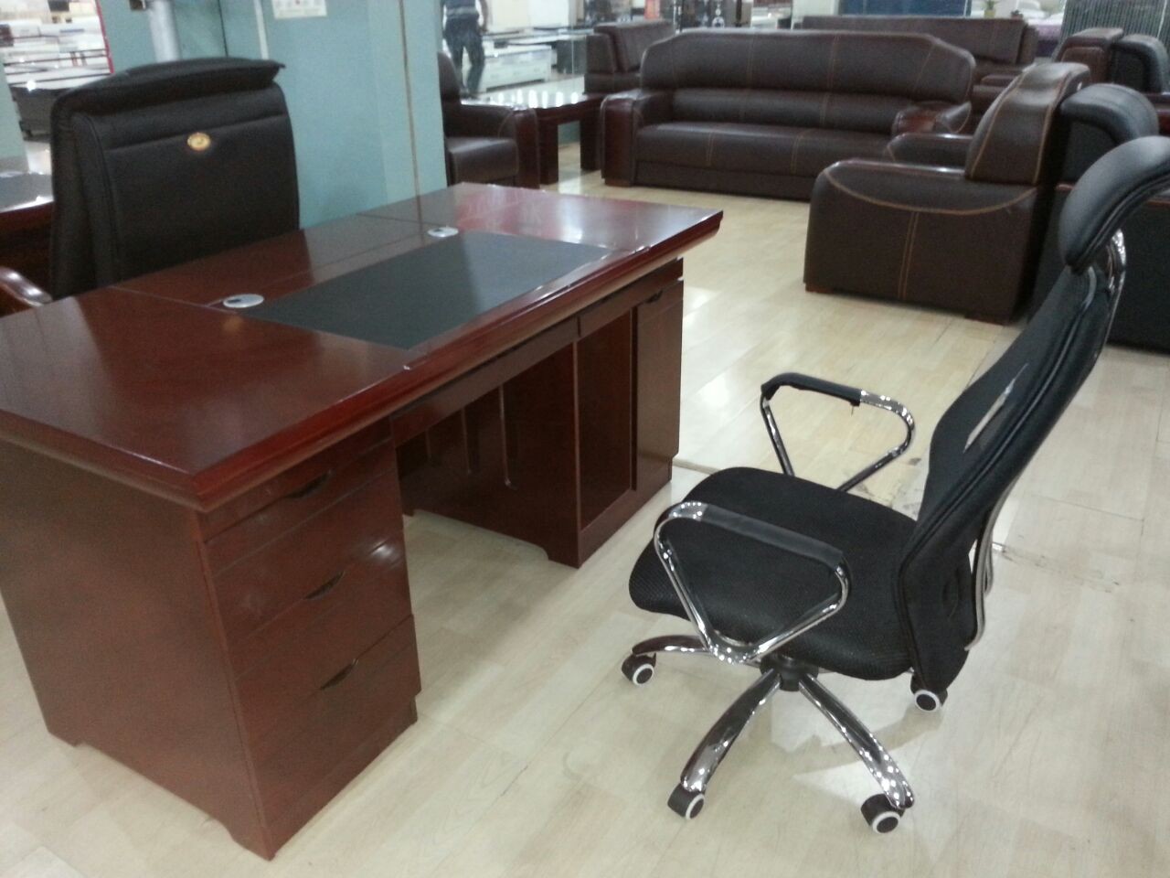 1.6米电脑桌+办公椅